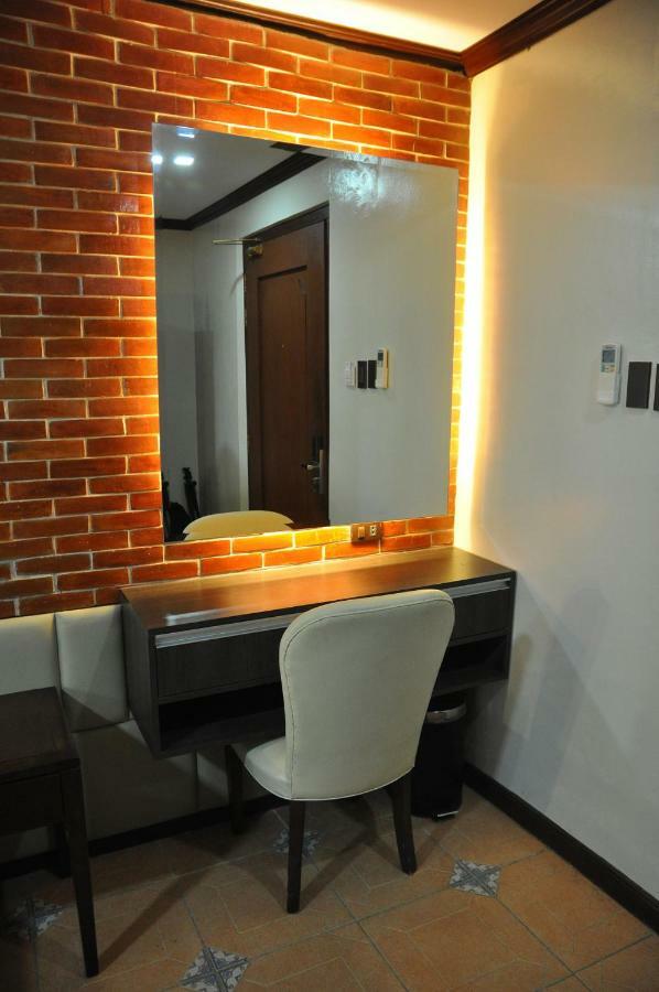 Vigan Plaza Hotel Экстерьер фото